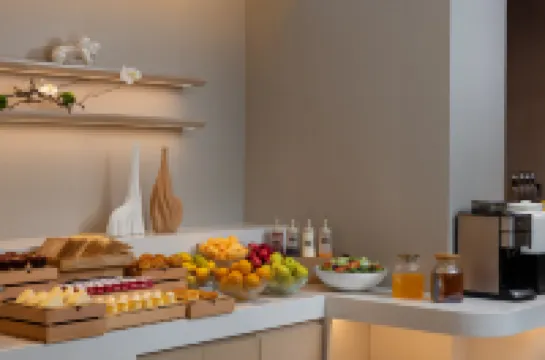 Immersing Hotel (Guilin Liangjiang Sihu Dongxi Lane)