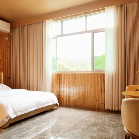 Huguan Shanse Homestay