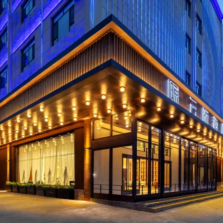 Yunji Hotel