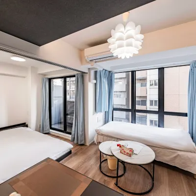 osaka namba riverside garden hotel Các khách sạn gần Địa điểm tổ chức âm nhạc Namba Hatch