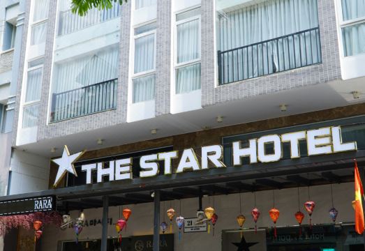 호텔 내부 시설 비교