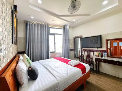 Hoang Thanh Thuy 4 Hotel Hotel in zona Bui Mon parish