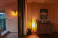 Free and Easy Mountain · Healing and Nourishing Homestay