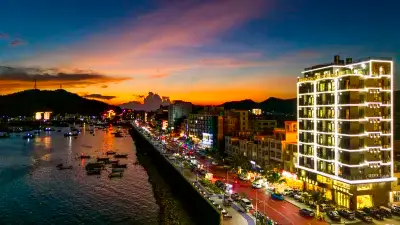 Jinfeng Seaview Hotel (Yangjiang Dongping Pearl Bay Branch) Hotels in Dongping Pearl Bay