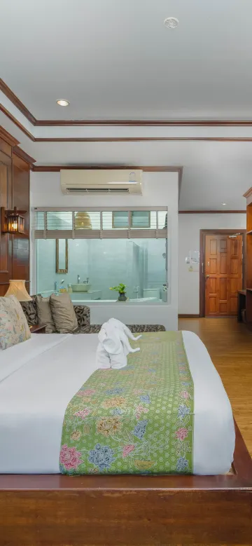 ห้องดีลักซ์ วิวสระน้ำ