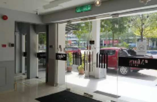 Mars Hotel Hotels near Sri Pelangi Condominium