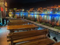Linjianglou River View Boutique Hotel (Zhusheng Bridge Branch, Zhenyuan Ancient Town) - Pet friendly