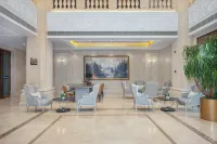 Vienna Hotel (Xinxiang DL Fat Donglai Sanpang Store)