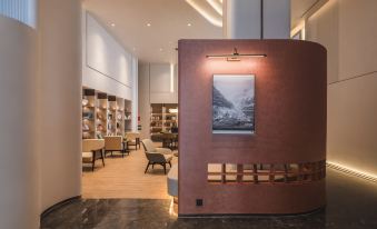 Atour Hotel Qingdao Zhanqiao Zhongshan Road