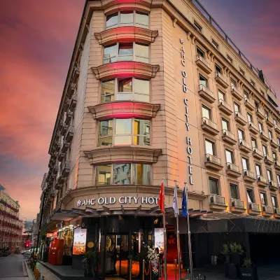 إيه اي د شلو سيتي هوتل Hotels near محطة ترام لاليلي
