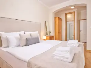 โรงแรม คาดูร์