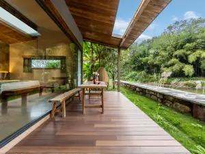 璞逸居·野溪河畔山水度假營（張家界國家森林公園店）