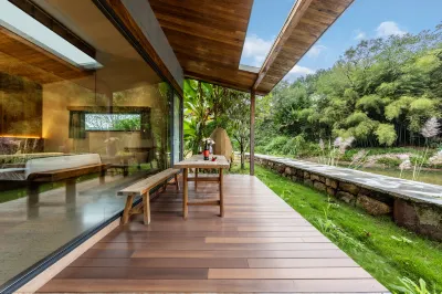 Zhangjiajie Yexi Riverside Holiday Camp Hotels near Yangjiajie Cableway