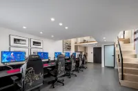 痞痞熊電競酒店（高鐵南站長沙會展中心店） - 2星級
