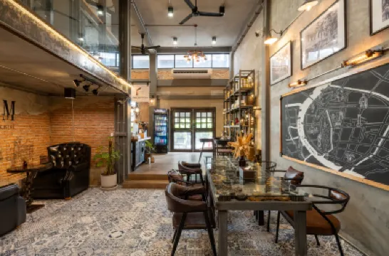 House of Machine Boutique Hotel Hotel dekat Istana Raja Bangkok