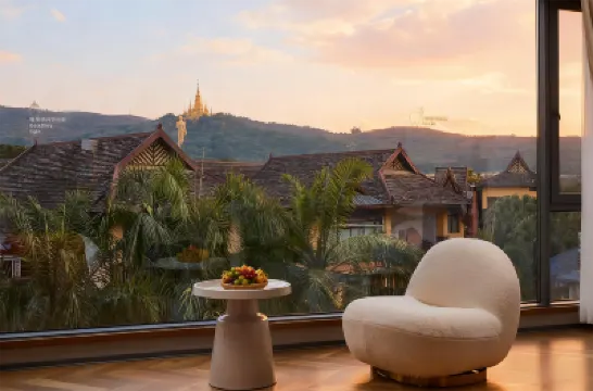 Floral Hotel·Manxili Life · Light Luxury Vacation Art Villa (Xishuangbanna Jinghong Dafosi) Hotels near Xishuangbanna Mengle Cultural Tourism Area