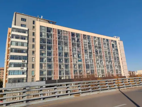 Jinyue Homestay (Tangshan Railway Station East Square) - 2-Star