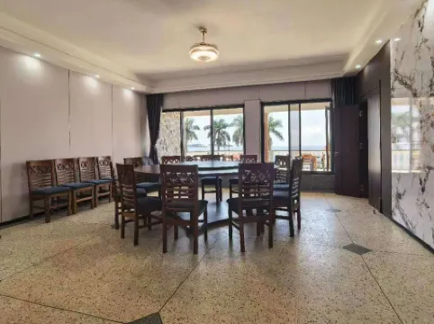 Grand Lake Resort Hotel