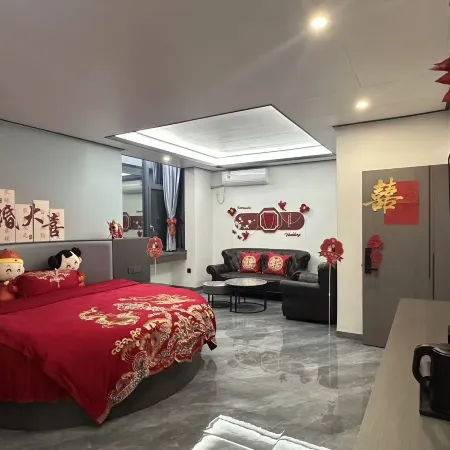 Longan Weiman Hotel