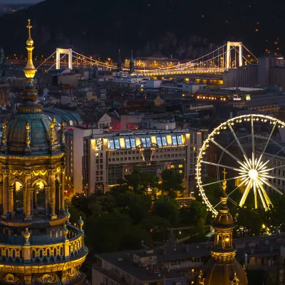 凱賓斯基-布達佩斯科維努斯酒店 鄰近布達佩斯眼鏡的酒店