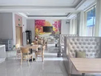 Vienna 3 best hotel (Tongshan county government) - parking