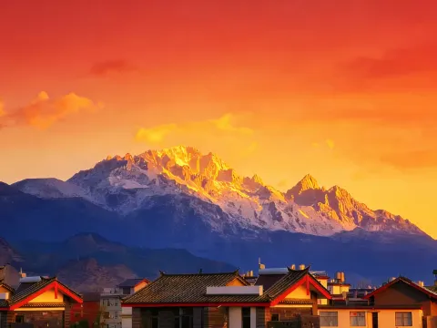 Lijiang zheyuan Snow Mountain View Holiday Villa