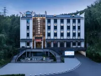Longnv Hot Spring Hotel