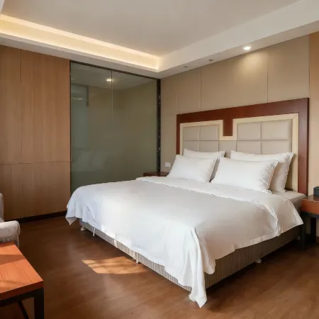 Super 8 Hotel Guang'an Linshui Longtai Shopping Mall