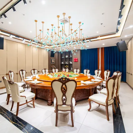 Shuanghetai International Hotel