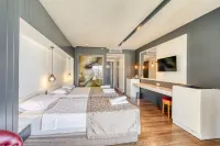 Sey Beach Hotel & Spa