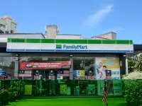 Tanjung Bungah Semi-D | Beach | 20 Pax | 6 Cars