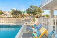 Fin's Inn & Suites - pantai