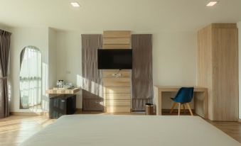 IMPRESS Hotel HUAI Khwang