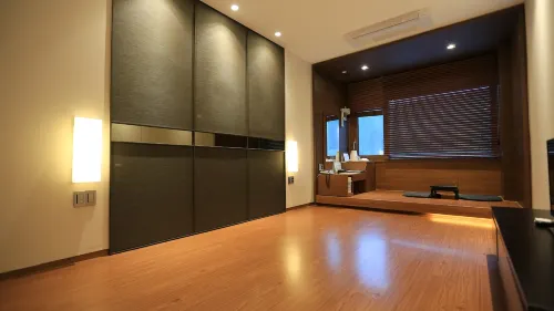 Dukgu Oncheon Hotel