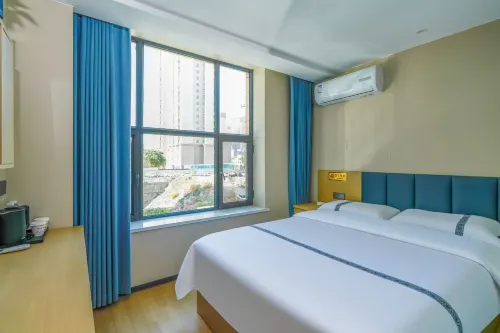 Li  Feng  Homestay