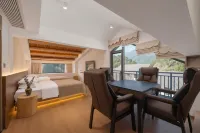 Shan Lanting Homestay (Fanjingshan Scenic Area Branch)