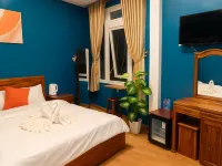 Thu Hien Hotel – Near the Market with Projector โรงแรมใกล้บ้านพักคนบ้า