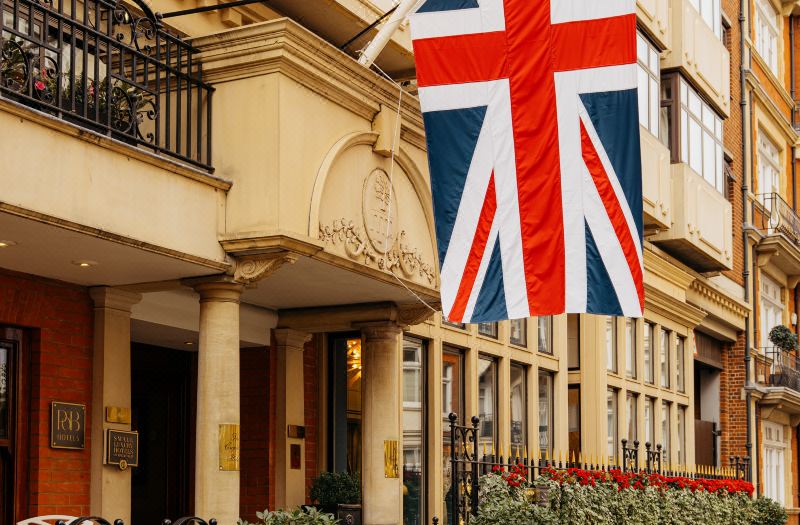 The Capital Hotel, Apartments & Townhouse