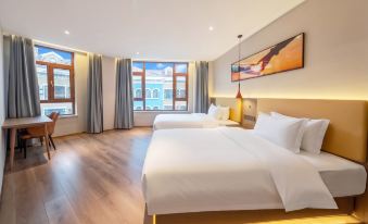 Lyman Hotel (Changbai Mountain North Slope Distribution Center Erdao Baihe Branch)