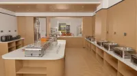 Qilian Jihong Business Hotel