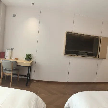 Kaiyue Zhenpin Hotel