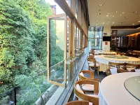 Lord Pan's Hotel