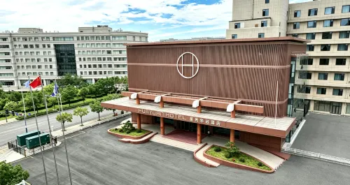 Xingguang Huayuan Hotel (Ordos Municipal Government) - Flughafentransfer