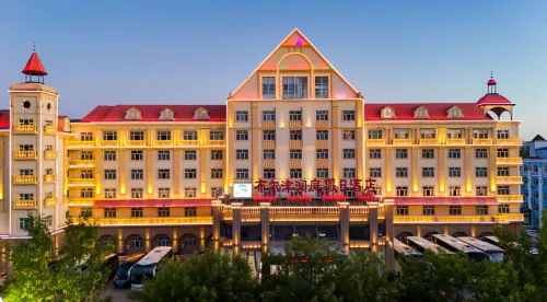 Lanting Holiday Inn Buerjin
