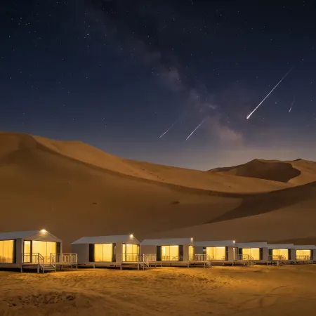Hourglass · Star Chaser | PURE WHITE Desert Art Stay