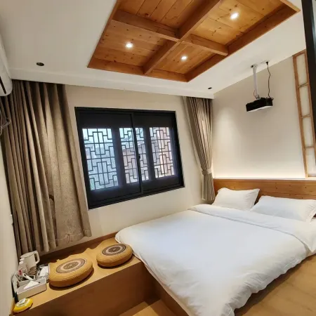 Longting Chinese Inn (Guanglong Town)