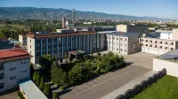 Wutaishan Hotel (Fanshi Wutaishan Railway Station)