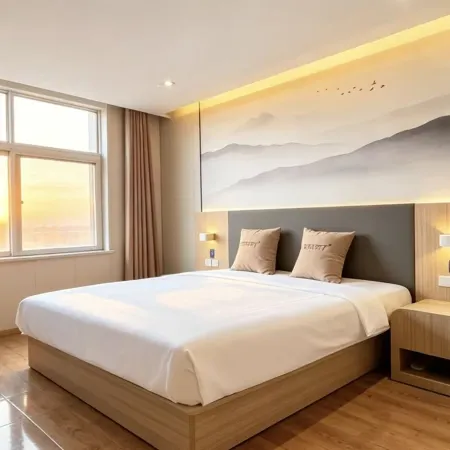 Yanggu Sunshine Holiday Hotel (Shizilou Scenic Area)
