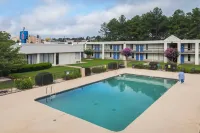 Motel 6 Fancy Gap, VA
