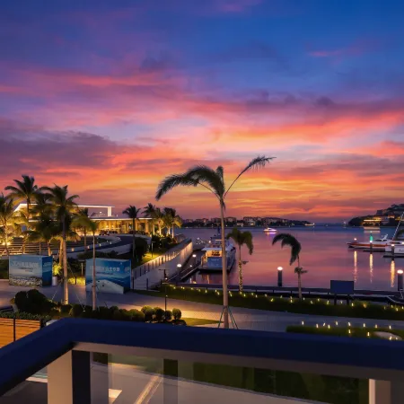 Xijie Holiday Hotel (Shenzhou Peninsula Tourism Resort Poly Yacht Club)